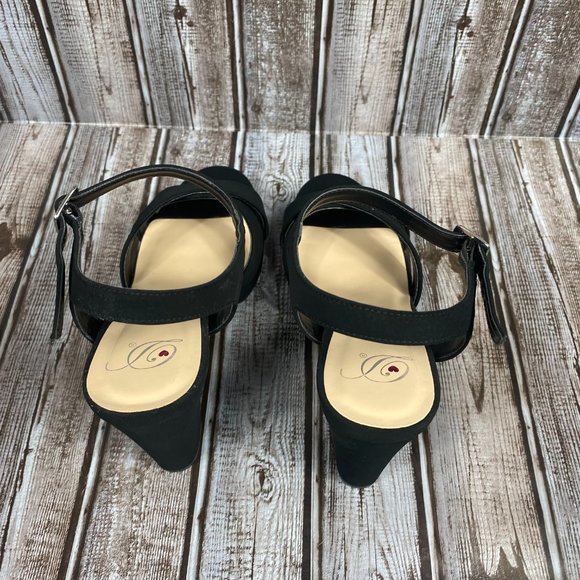 Delicious | Platform Heels - Picture 11 of 15